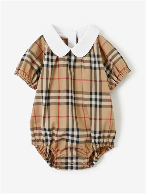 burberry newborn baby clothes|Burberry baby clothes outlet online.